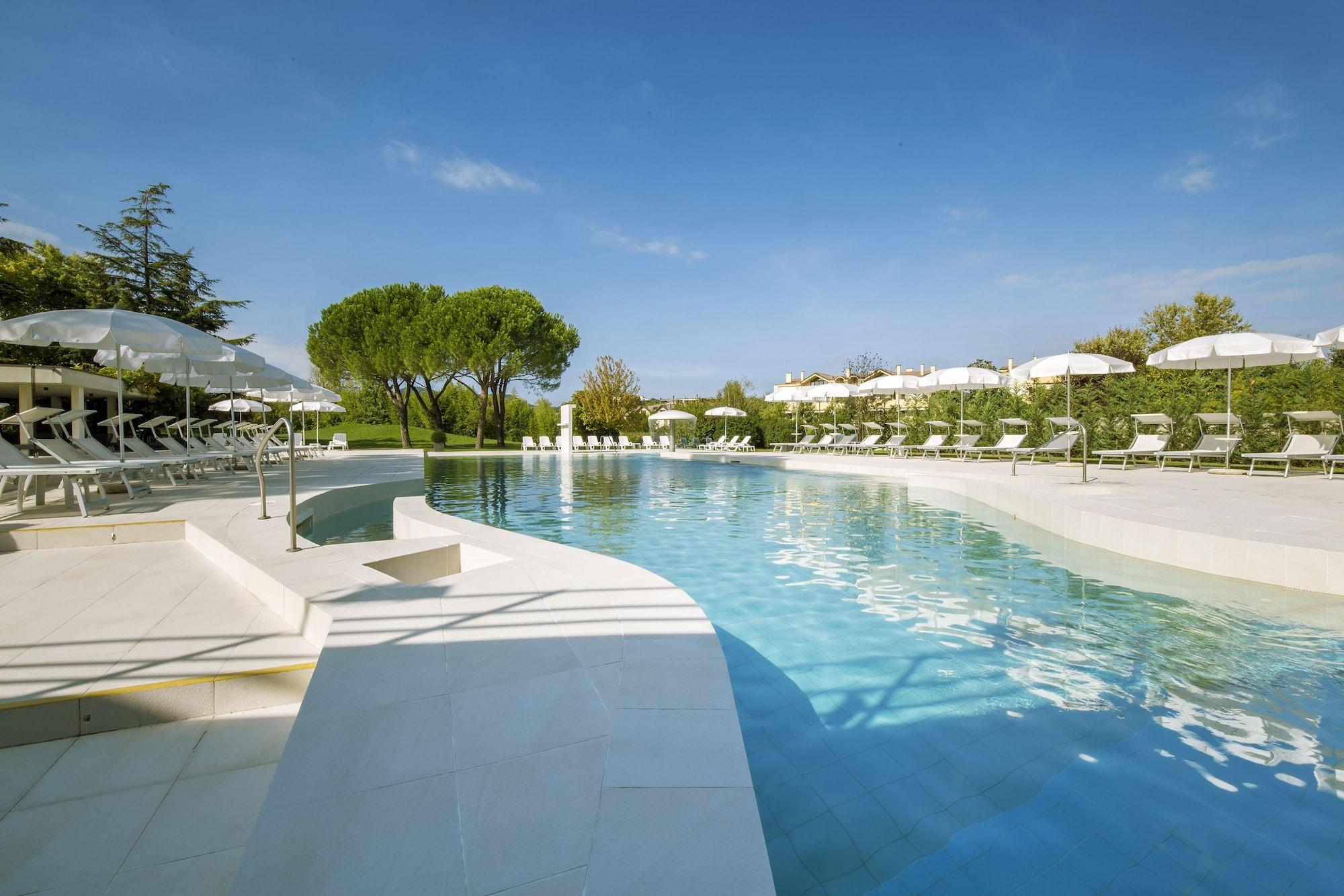 Hotel Smeraldo Abano Terme Esterno foto