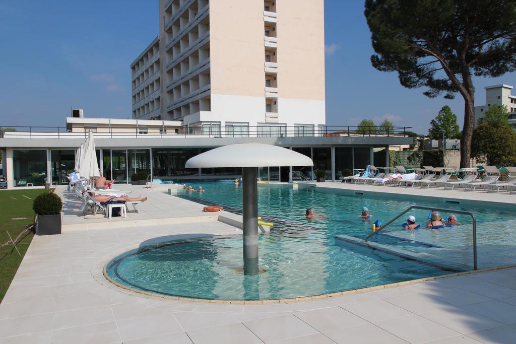 Hotel Smeraldo Abano Terme Esterno foto